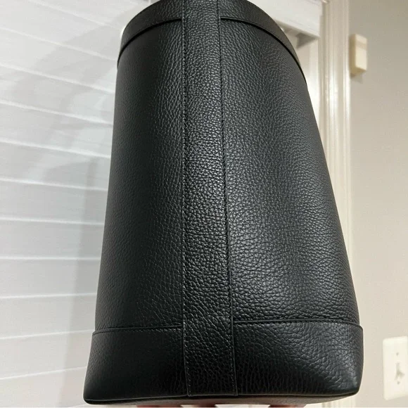NWT Burberry Medium Black leather London tote - Picture 4 of 11